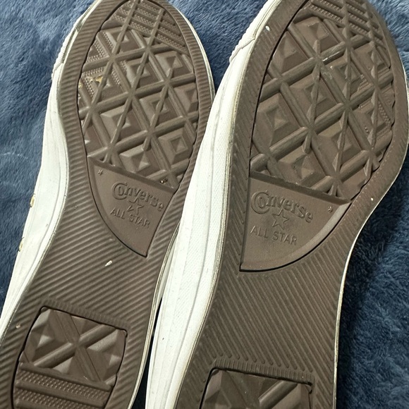 Converse White Leather Sneakers•NWOT - Picture 4 of 9